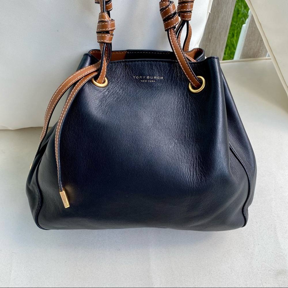 COPY - Tory Burch Caroline Small Carryall Tote EUC - Picture 5 of 16